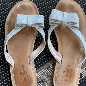 Kate spade slip on sandals, white